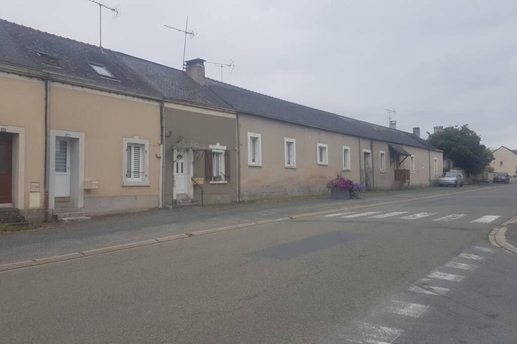 Appartamento Maison de bourg avec extérieur. Grez-en-Bouere Esterno foto